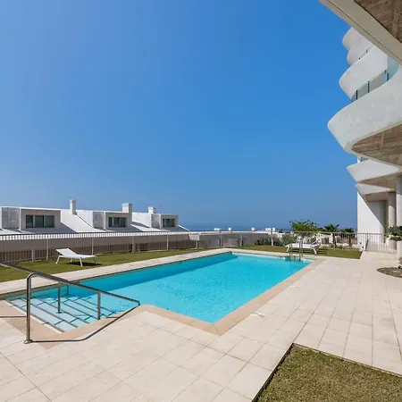 3 Bedroom Sea View Stupa Hills *