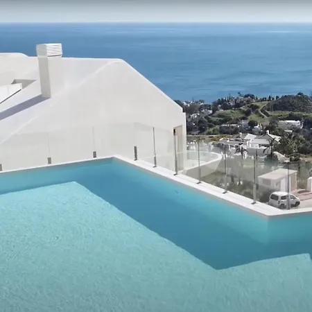 3 Bedroom Sea View Stupa Hills Benalmadena