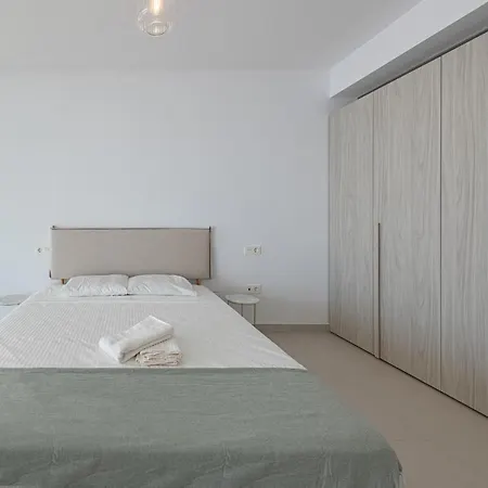 Apartment 3 Bedroom Sea View Stupa Hills